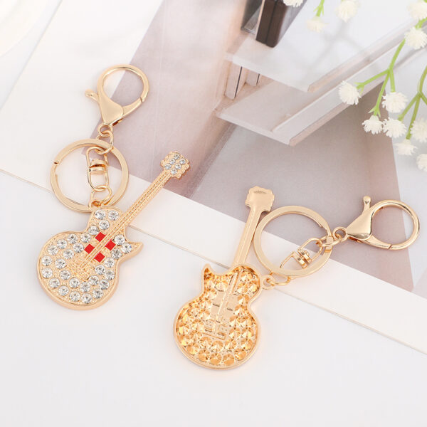 Wholesale Retro guitar with rhinestone metal keychain
