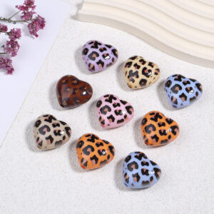 O1CN01W5lcgz2NBFbJSsF9L_2206452709924-0-cib Wholesale Acrylic Colorful Leopard Print Heart Beads DIY Handmade Jewelry Beading Material Accessories