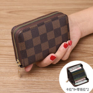 Chessboard grid Brown-11 card position [including change bag]]