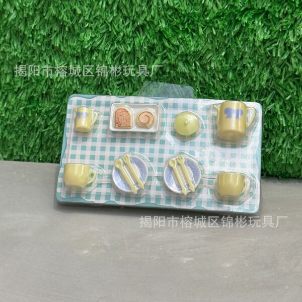 Wholesale Miniature food toys afternoon tea breakfast bread tea cups Doll Accessories