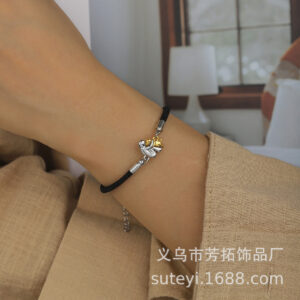 Mace gold milanese line bracelet