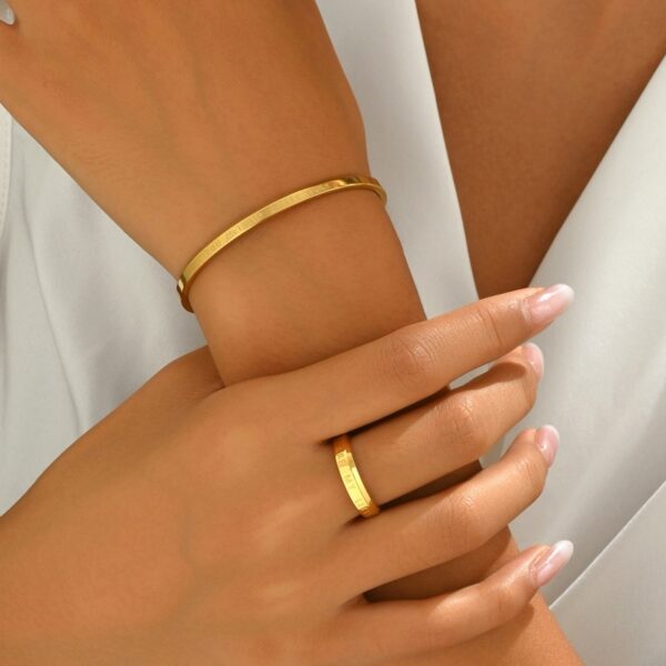 Wholesale Stainless steel Roman numeral gold half open bracelet half open ring