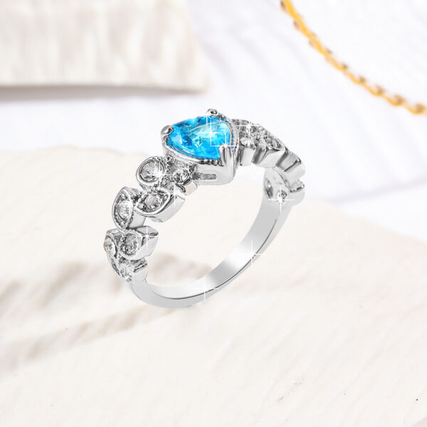 O1CN01WNBj8E1VD5sJYOV3r_2466522618-0-cib Wholesale Heart shaped zircon sier Valentine's Day ring