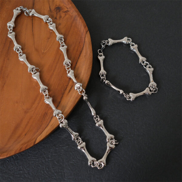Wholesale Silver retro bone and joint chain necklace