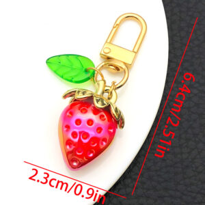 Er1704-1 solid red strawberry u-shaped door buckle keychain-7.4g