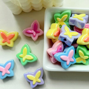 20 x 11mm butterfly / 1 random color