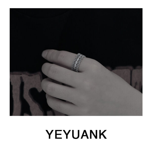 Wholesale Vintage Simple Palace Style Lace Element Zircon Inlay Hollow Ring