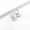 Wholesale Stainless steel round circle heart-shaped white shell earrings for women