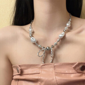 Wholesale Sparkling pearl bow tassel necklace