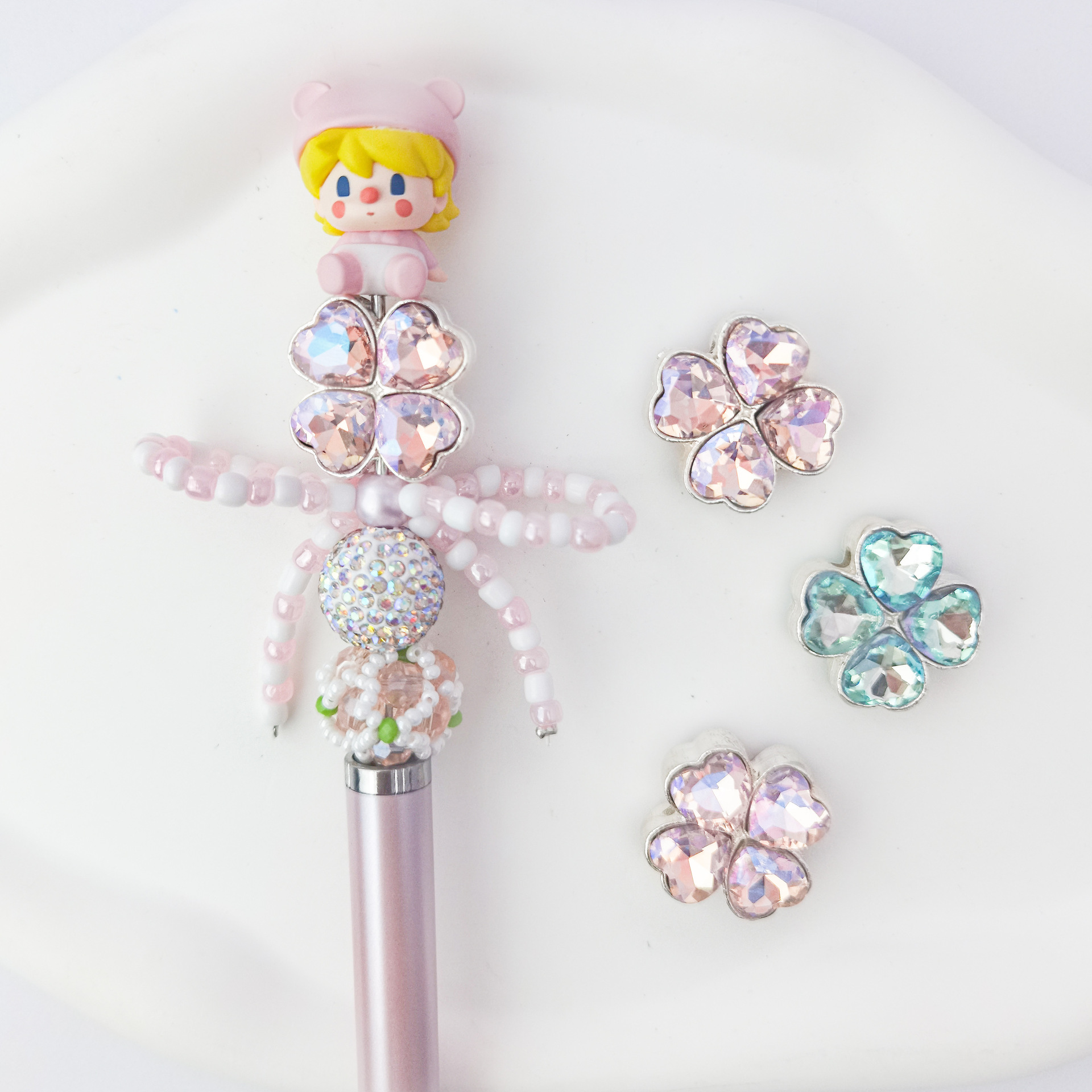 Wholesale Live stream play cute grain pen diy aessories small fresh clear lucky four-leaf clover alloy heavy industry aessories finished pen
