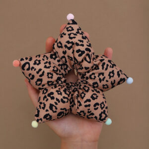 Leopard print five-pointed star