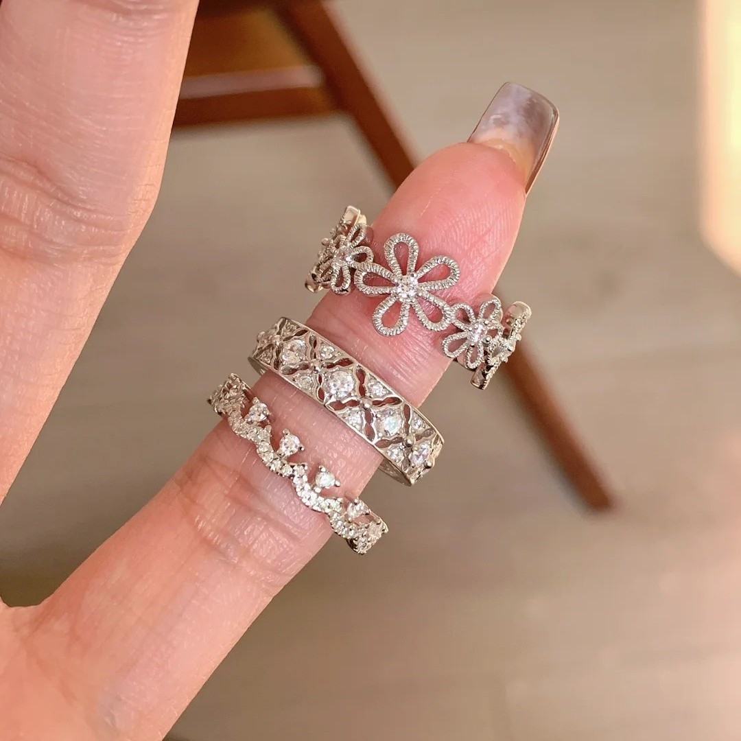 Wholesale Copper Zircon Lace Hollow Five-Petal Flower Ring