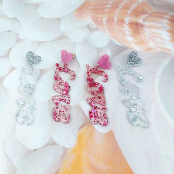 O1CN01XL2mwR2D9HcobhDNq_2216733868566-0-cib Wholesale shiny love acrylic Valentine's Day earrings shiny stud earrings jewelry