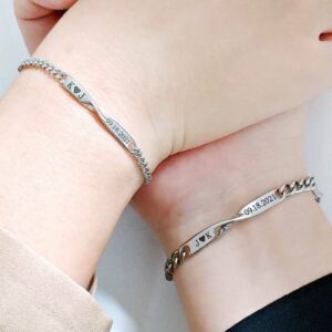 Wholesale Stainless Steel Mobius Couple Infinite Love Bracelet