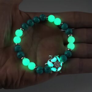 2#Turquoise green light