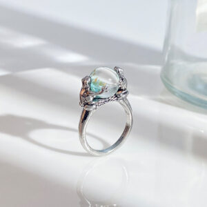 02 Ancient White K S409