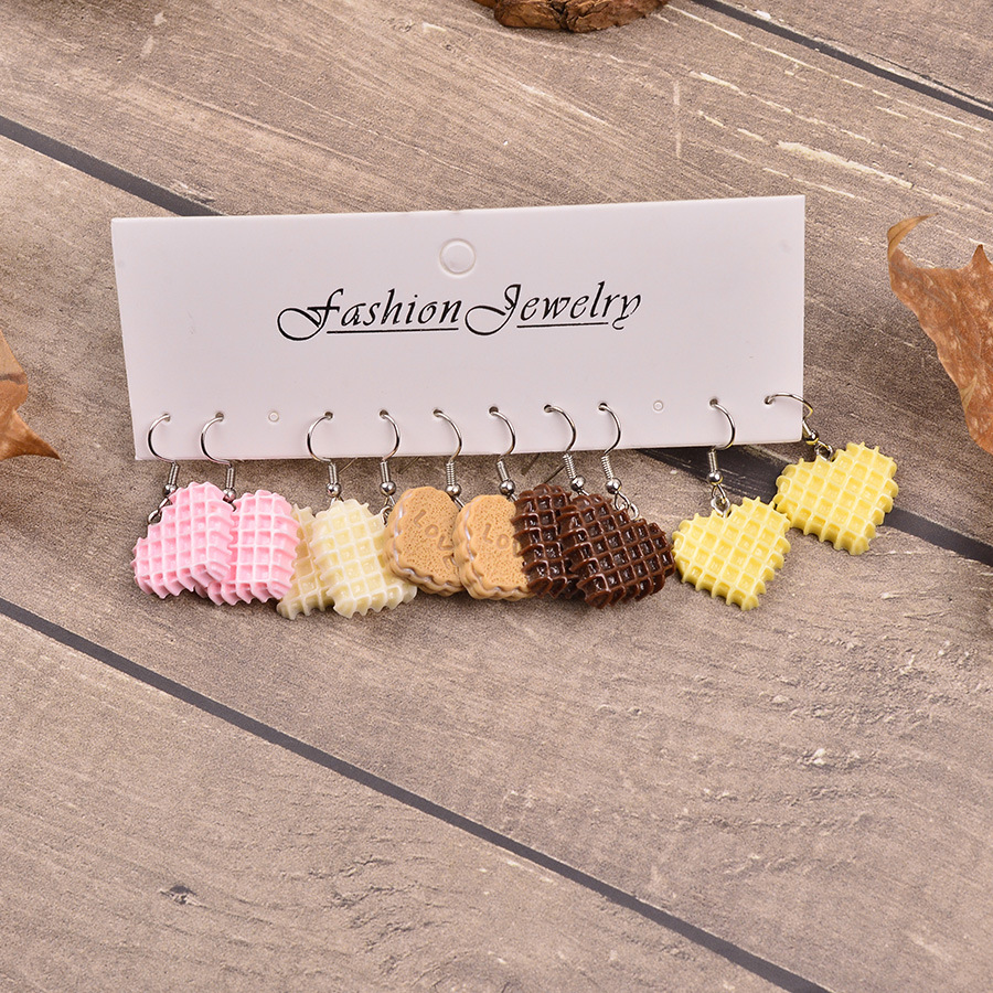 Wholesale Simulated Chocolate Wale Love Cream Glue Resin Earring Set