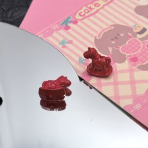 red / 15.2*13mm, hole approximately 1.8mm.