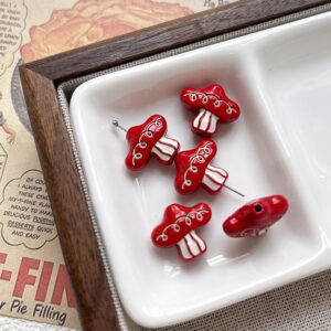 4#Red mushroom (one)