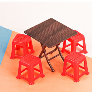 Square table + 4 stools