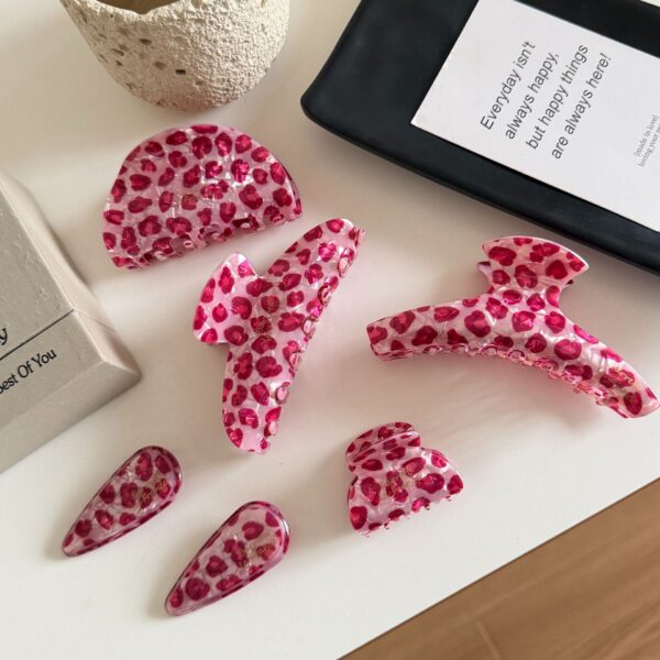 Wholesale Pink leopard print shark clip acrylic hair clip