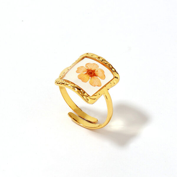 Wholesale Stainless Steel Ring Luxury Golden Dried Flowers Do Not Fade Ring