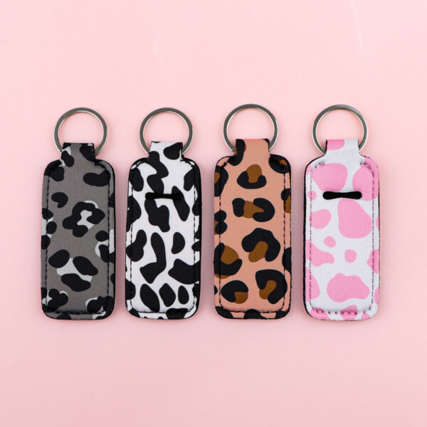 O1CN01YZiXkY1ePlQjcWroz_2217094333864-0-cib Wholesale Leopard Lipstick Set Keychain Accessories