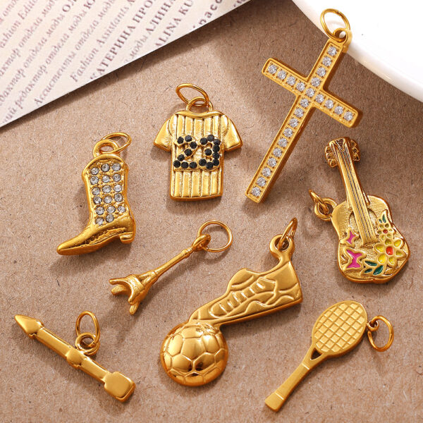 Wholesale Various styles of stainless steel necklace pendant accessories