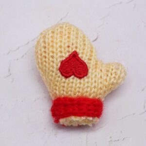 Beige-Gloves 1