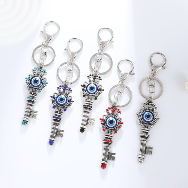 Wholesale Devil's Eye Key Shape with Water Diamond Metal Keychain