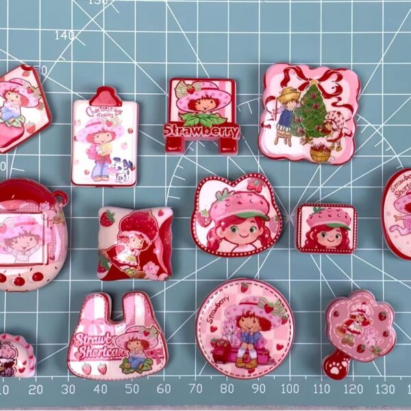 Wholesale Beaded crossbody chain bag charm, strawberry girl series, double-sided printed aessories, DIY themed aessories, cute.