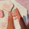 O1CN01YtMv1y2AcBbvTFqt2_2208092768223-0-cib Wholesale Pink gemstone heart set diamond ring