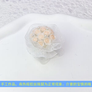 Champagne bouquet-white gauze (1 piece)