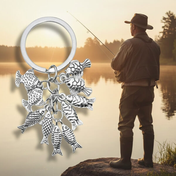 Wholesale Ten Fish Pendants Creative Keychains for Fishermen Father's Day Gifts