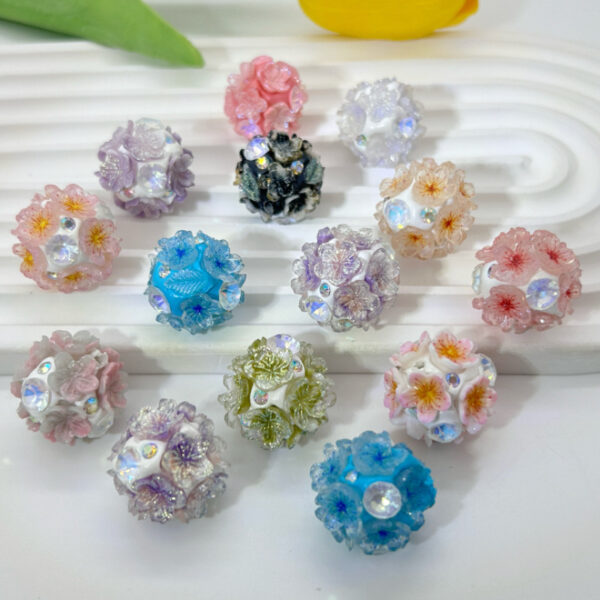 Wholesale 20pcs with diamond five petal flower diamond ball beads