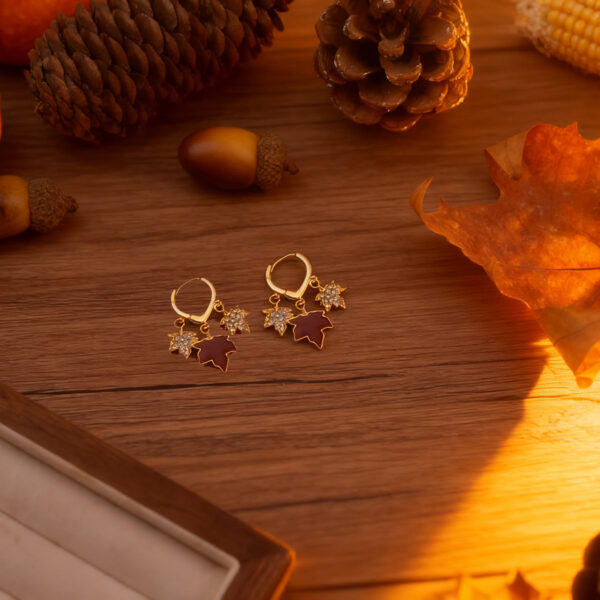 O1CN01ZE9y3K2AdZ8mmZLpX_2207964798226-0-cib Wholesale Vintage Red Maple Leaf Diamond Earrings