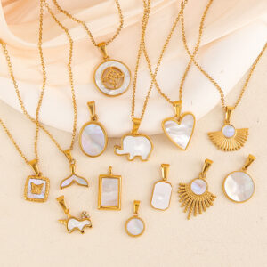 O1CN01ZTSLLd27TXZP42wro_2208083487798-0-cib Wholesale Love tailed unicorn elephant fan-shaped white shell mother pendant