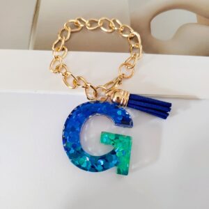 Blue chain letter g