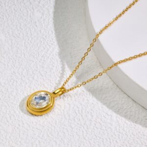 C55 white zircon clavicle chain gold