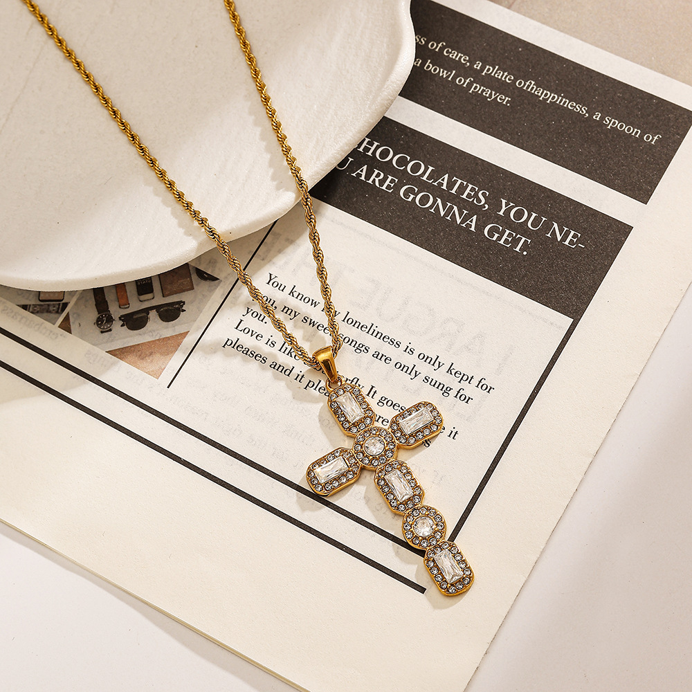 Wholesale Stainless Steel Necklace Cross Red Diamond Adjustable Non-Fading Necklace