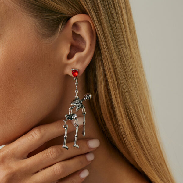 O1CN01a7Ql0M23kFazVb4R6_2588757293-0-cib Wholesale Halloween skeleton-themed dark earrings