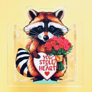 B563-little raccoon pen holder
