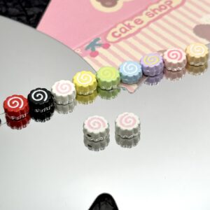 Milky white / About 8.4mm