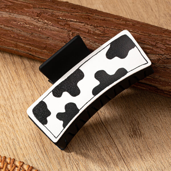 Wholesale PU leather cow pattern acrylic hair claw clips