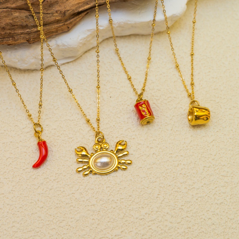 Wholesale Three-Dimensional Chili Crab Stainless Steel Oil op Necklace
