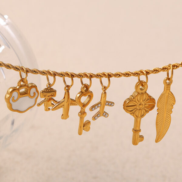 Wholesale Stainless steel 18K gold-plated small DIY key pendant