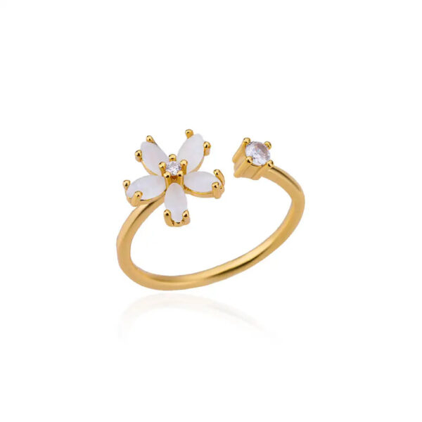 Wholesale Gold Stainless Steel Fashionable Lip-Shaped Flower Ring