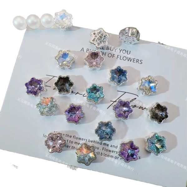 Wholesale Multi-Color Eight-Hole Crystal Glass Snowflake Diamond Spacer Beads