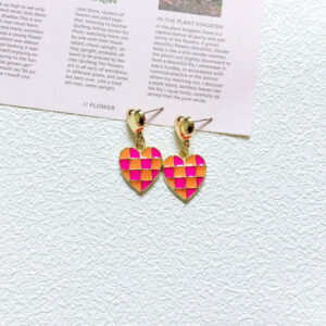 Rose purple and orange plaidcontrast color, a pair of silver needle earrings