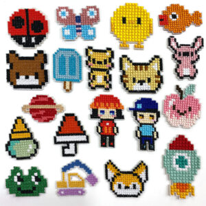 Wholesale Cartoon character embroidered patch frog cross-stitch cloth patch